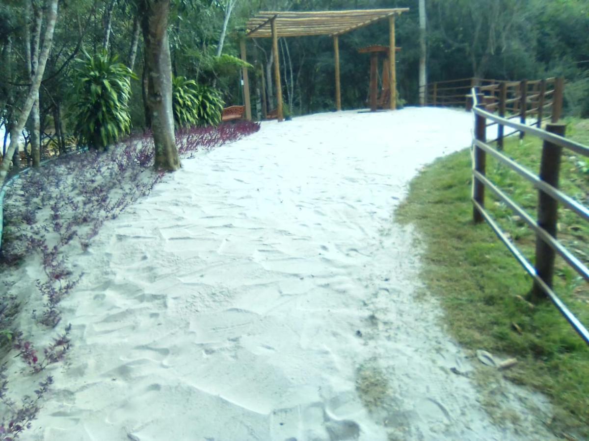 Casa De Campo Banheira, Lareira E Cachoeira Pedra Azul  Εξωτερικό φωτογραφία